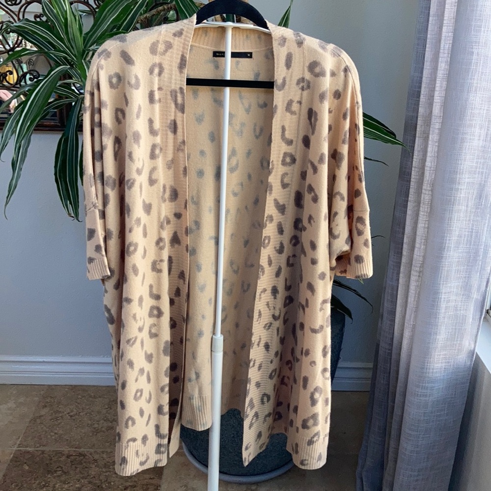BATIK leopard print size M cardigan sweater